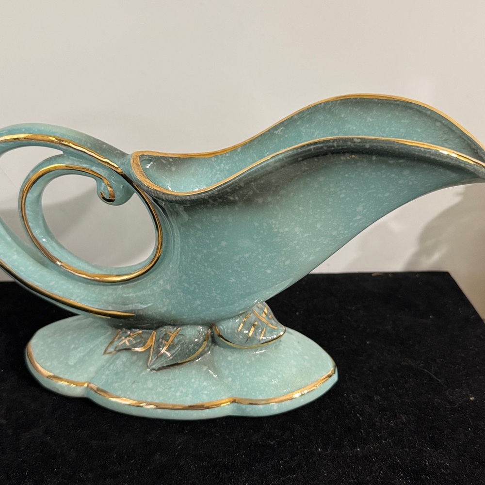 Vintage Hull Pottery Robins Egg Blue Planter Vase - Picture 6 of 8